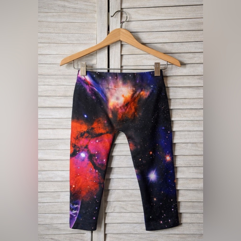 Crush Galaxy Leggins. Size 2/4. Excellent Condition